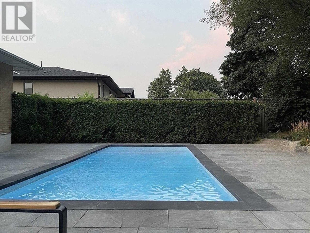 5 Vicarage Ct