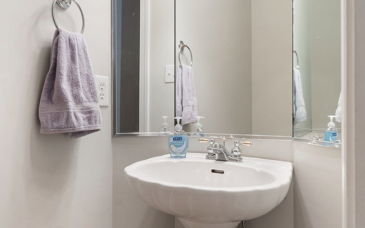 13437 Blue Heron Loop