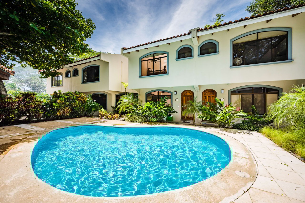 Pacific Garden 5 | Charming Walk to beach 3 bed condo in Playa Potrero