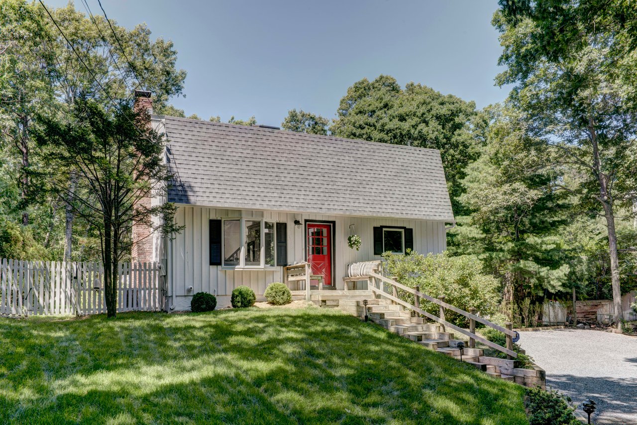 East Hampton Cottage