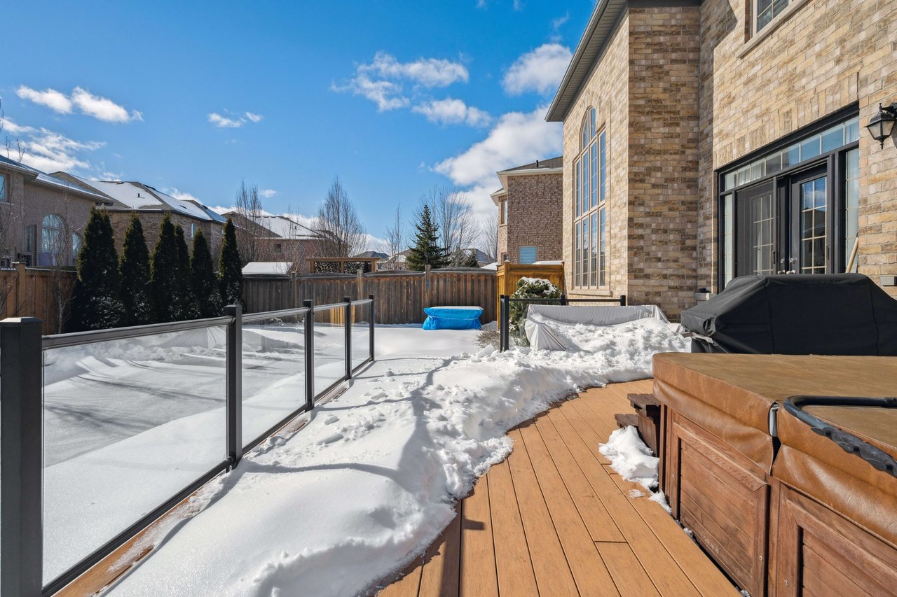 Immaculate home with pool in Westmount!