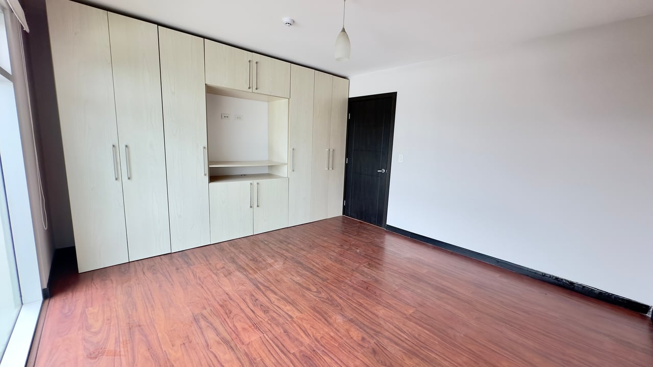 Bright City View Condo, Curridabat, San Jose