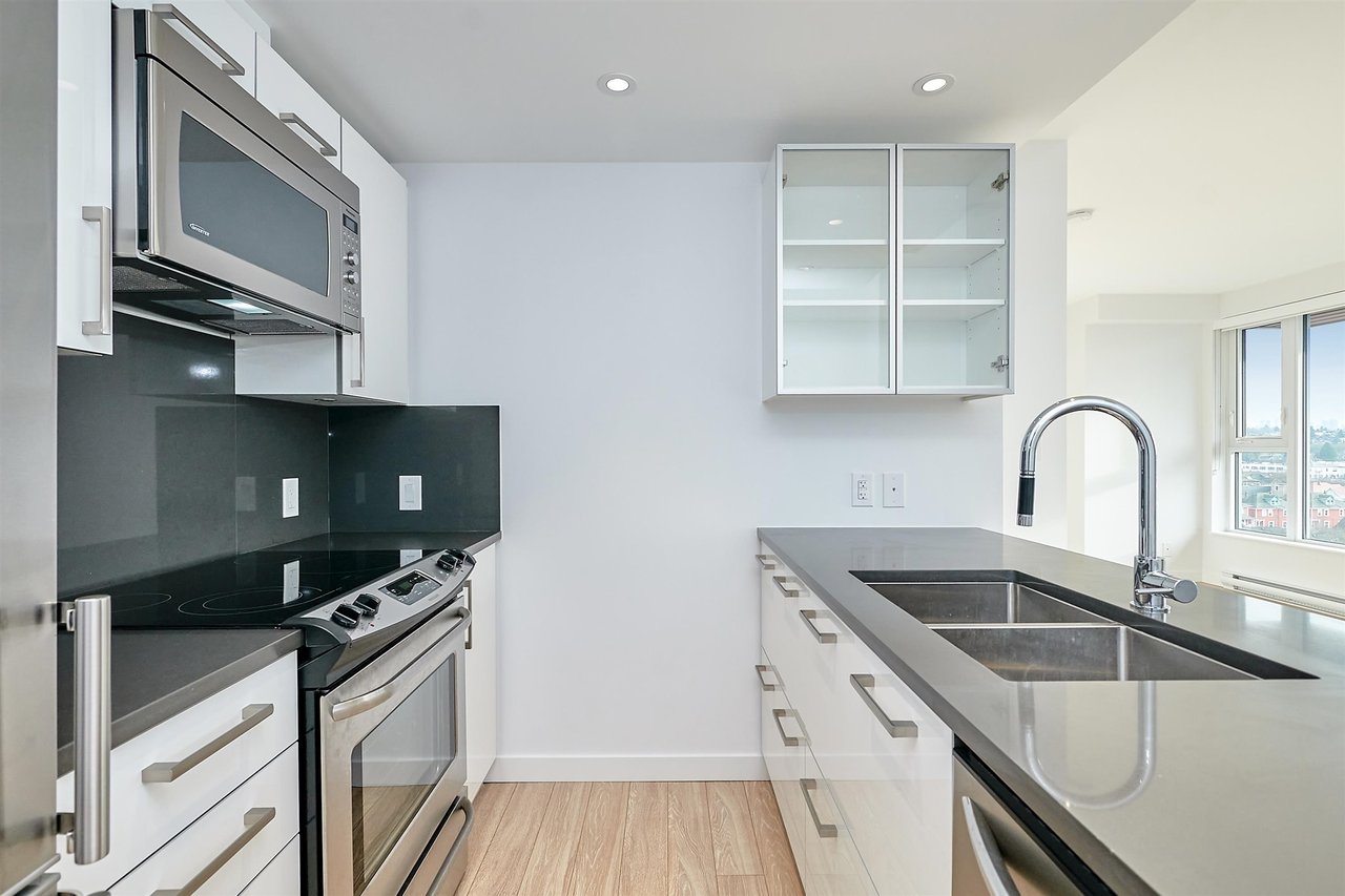802-955 E Hastings St