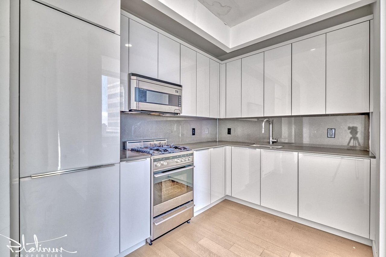 180 Water Street, Apt 2908