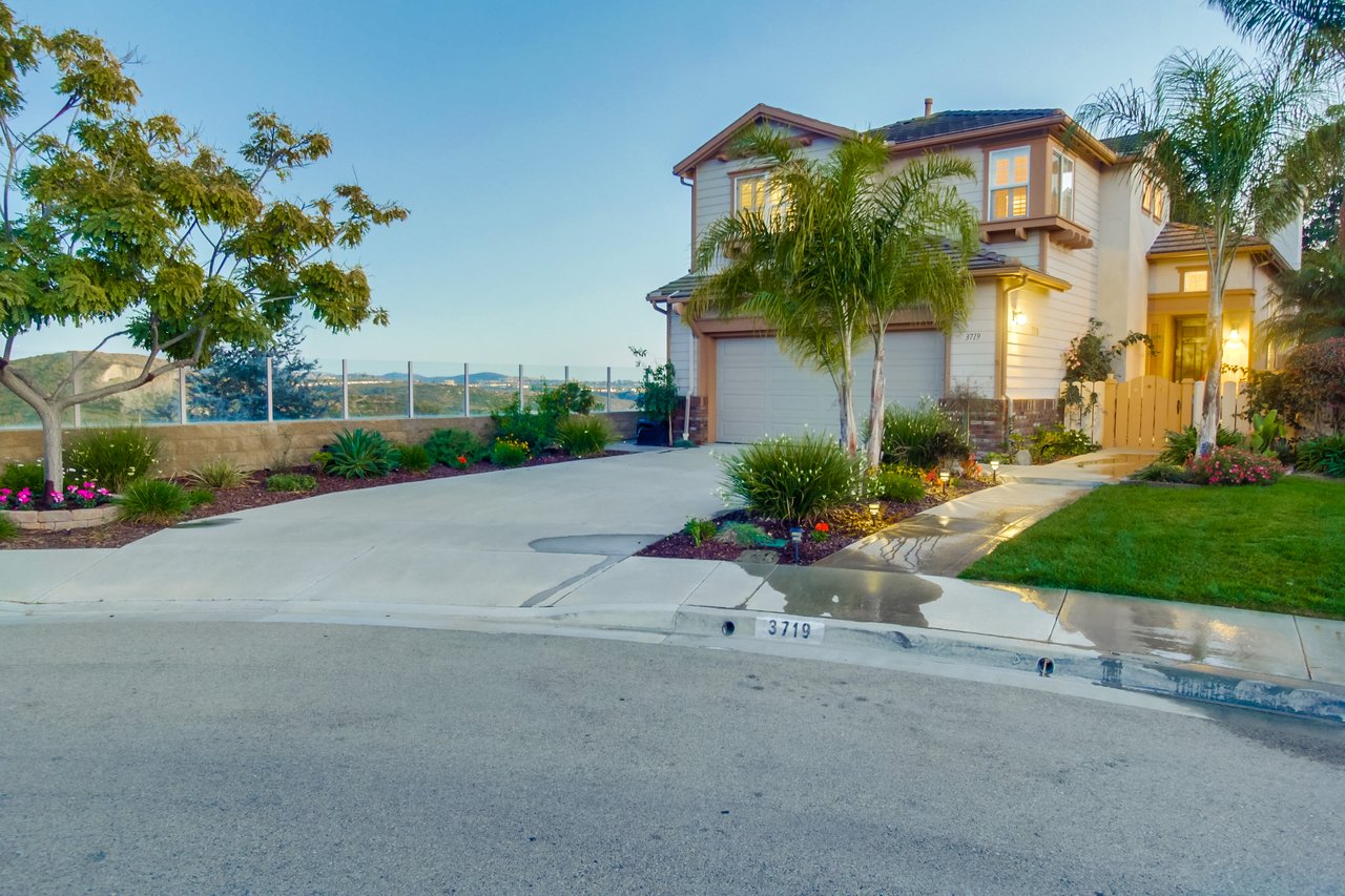 3719 Sandpoint Ct