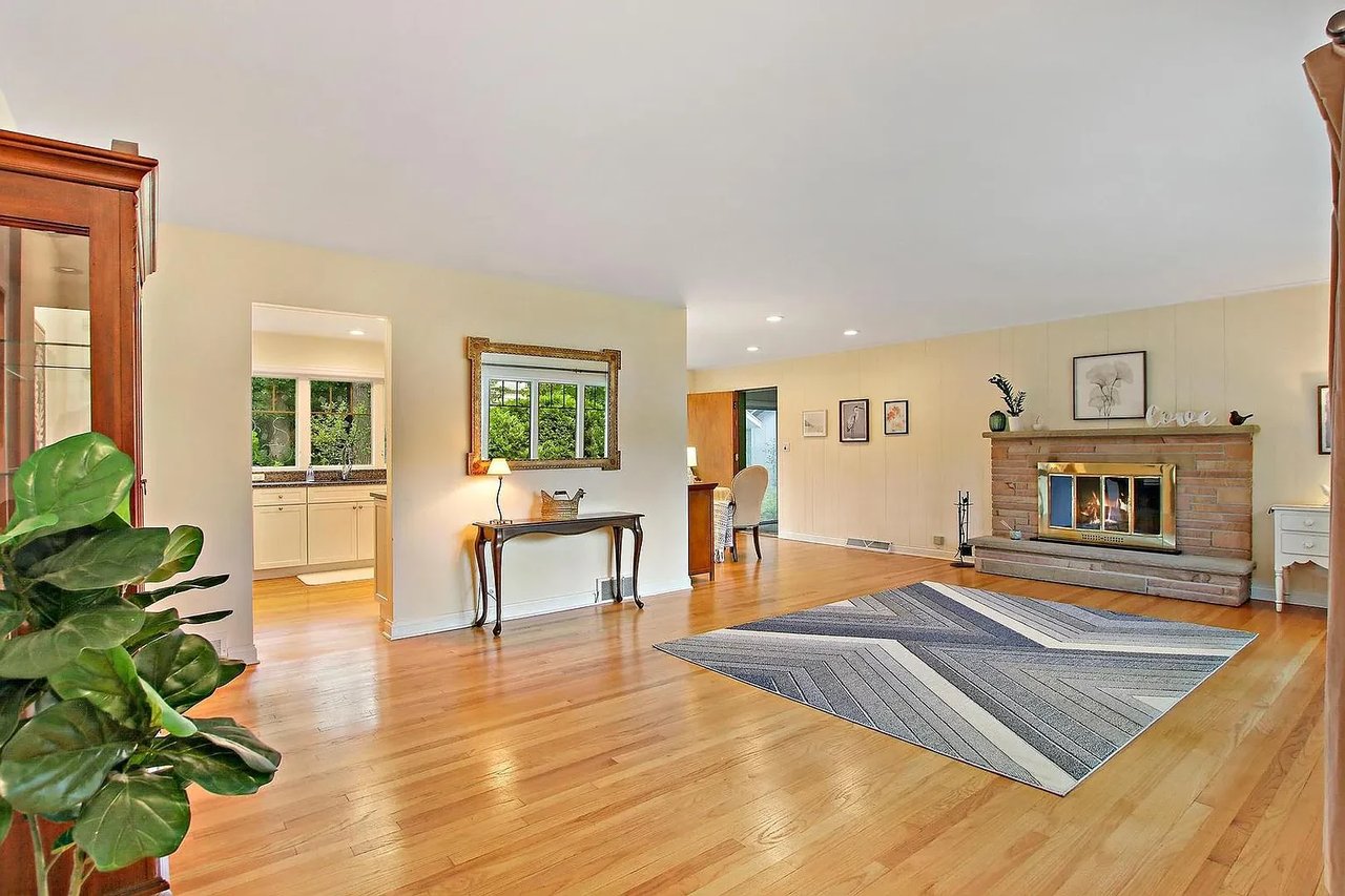 1416 Northwoods Rd