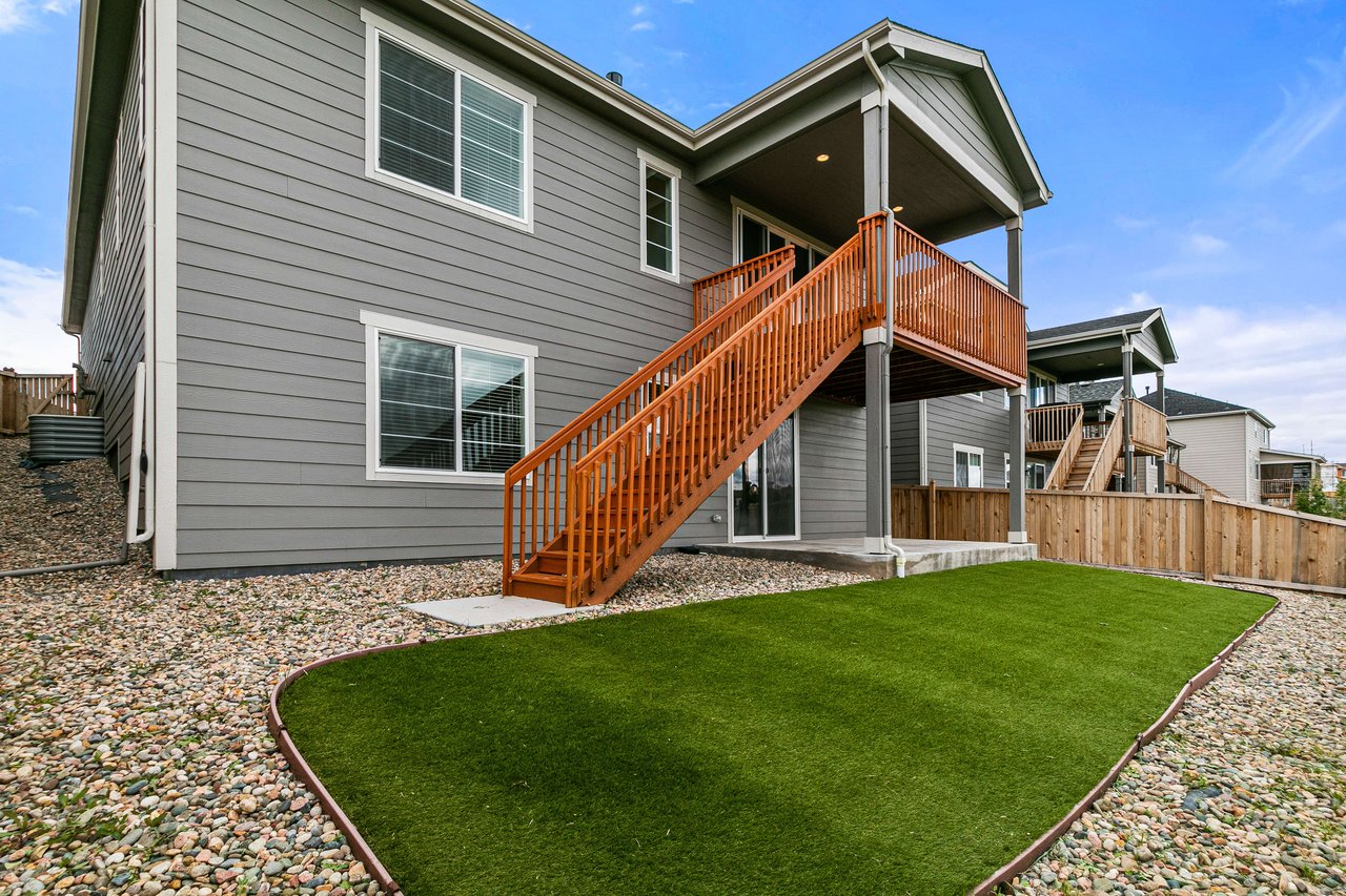 3635 White Rose Loop