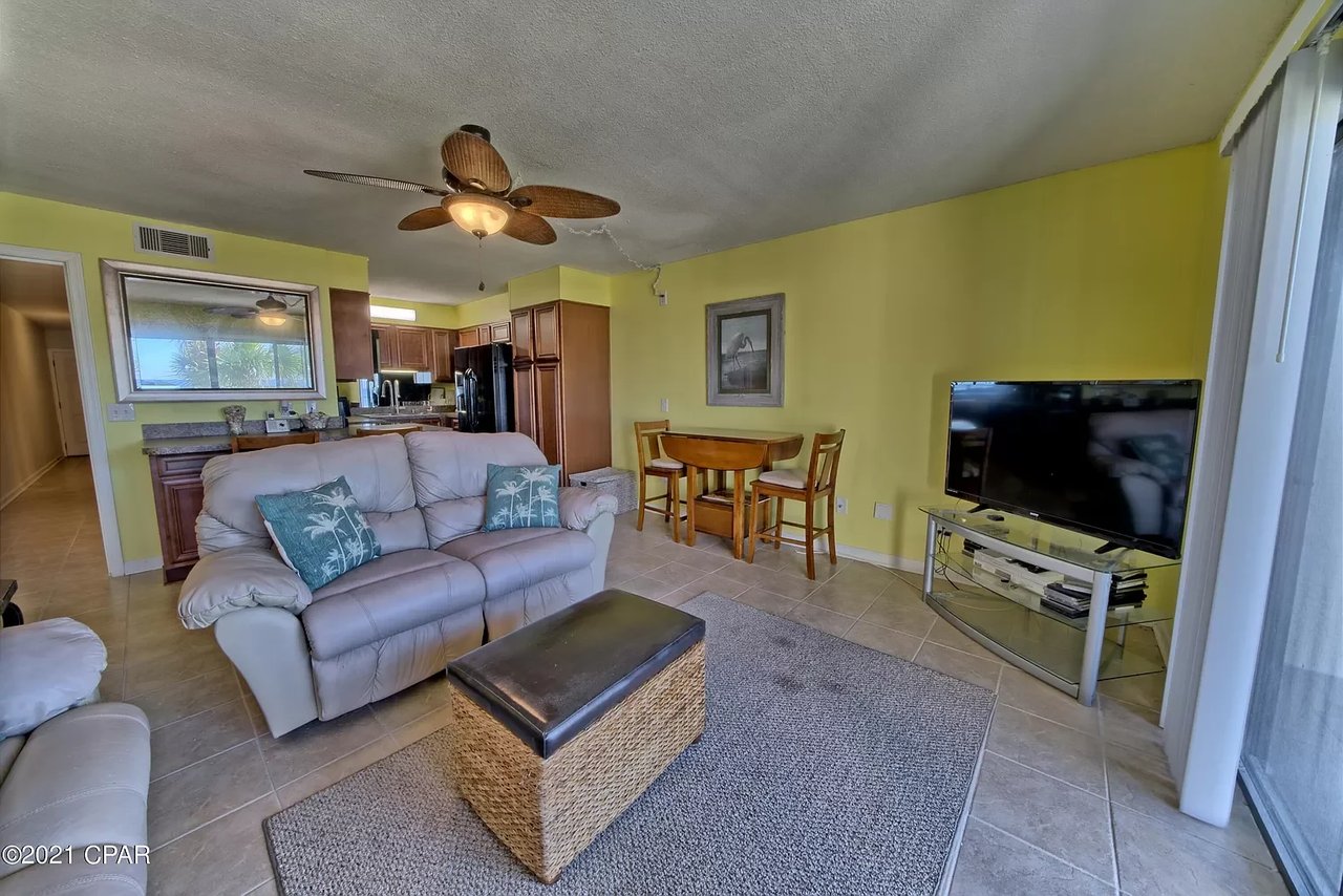 8743 Thomas Drive Unit 209