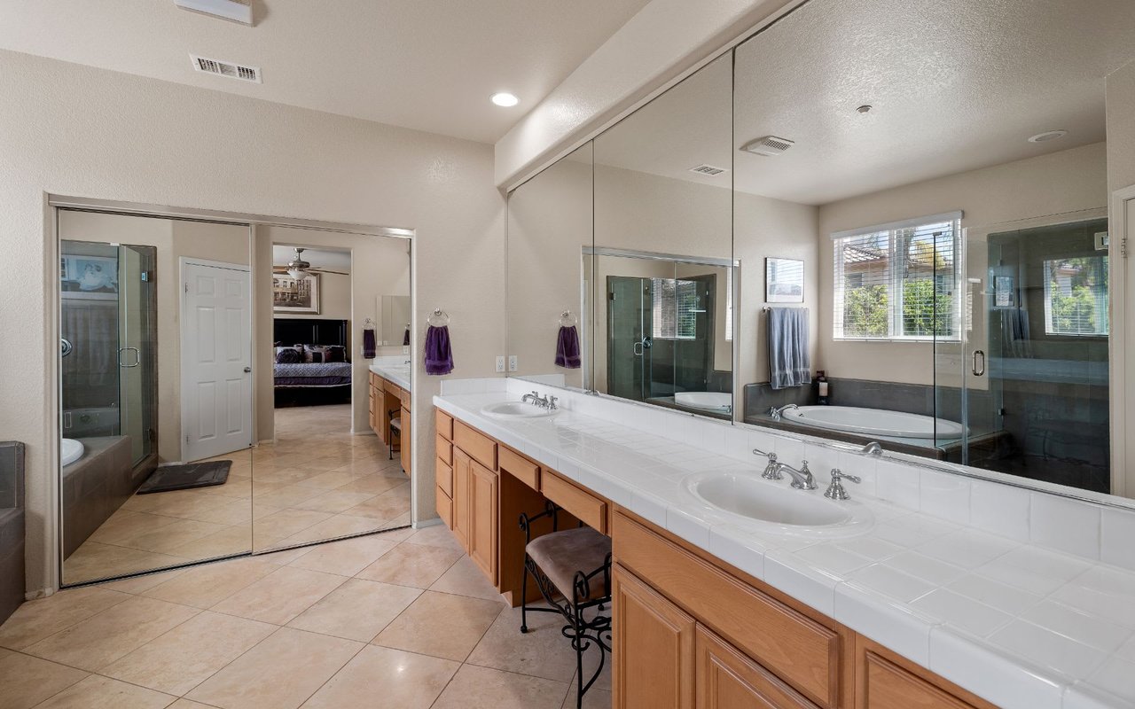 1273 Honeysuckle Avenue