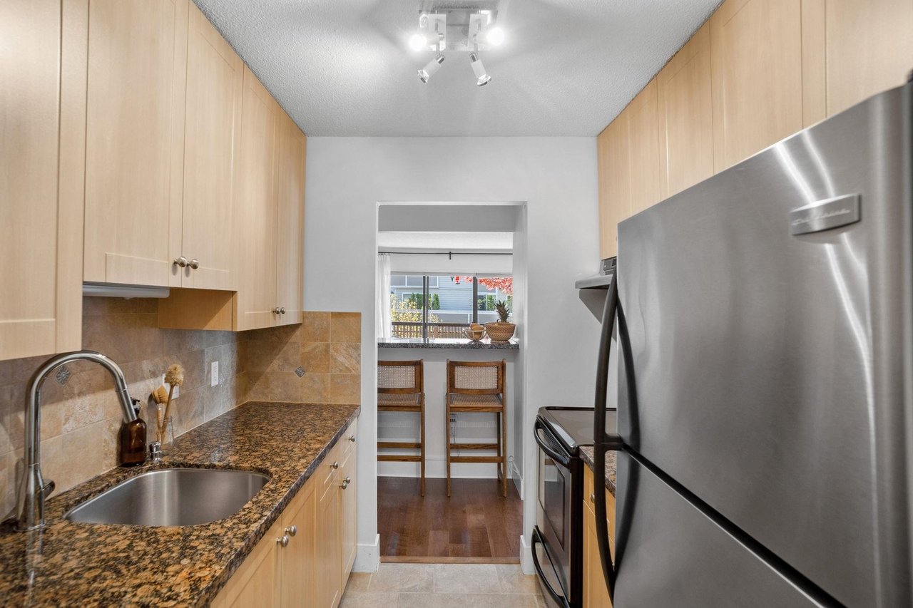 202-1750 W 10th Ave