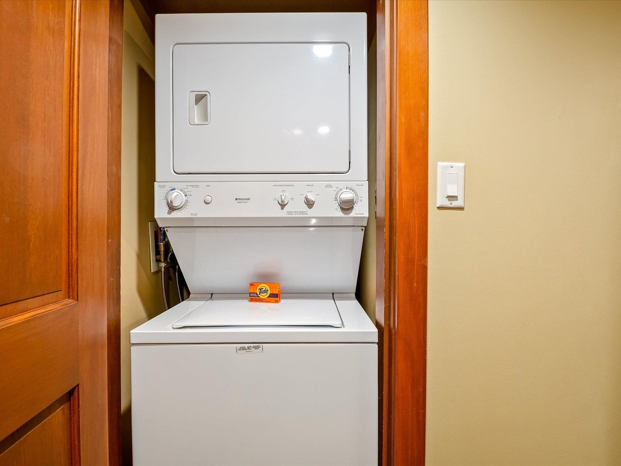 103G2-4653 Blackcomb Wy