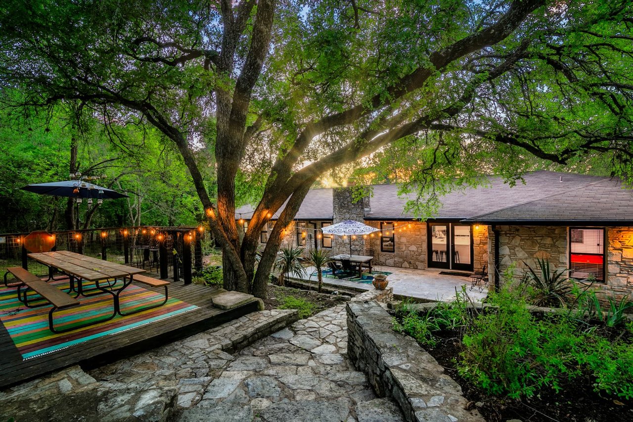 Updated, unrestricted Hillcountry Gem nestled in the Live Oak Trees