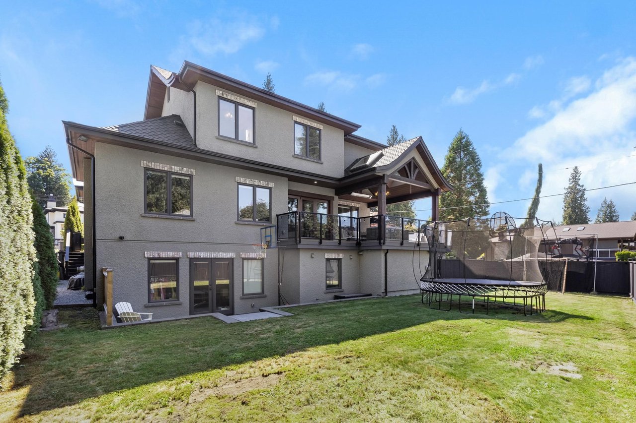 1421 Harbour Dr
