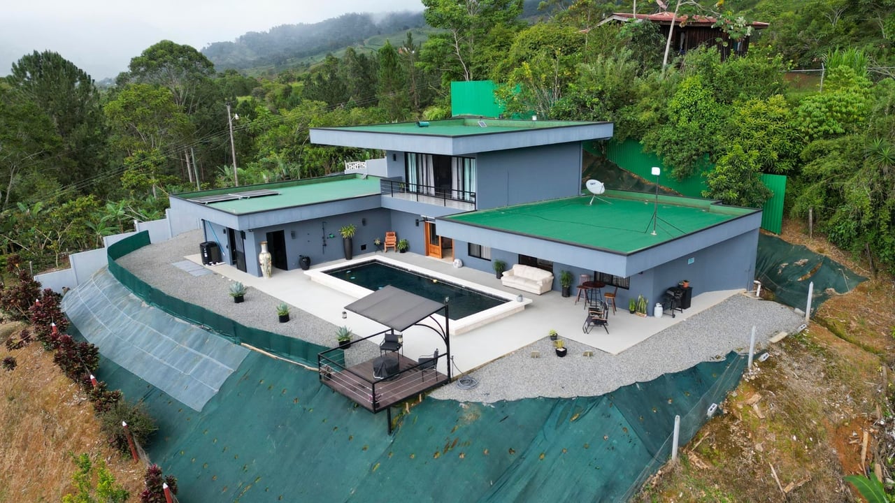 Tropical Villa with Guest Casita, Perez Zeledon, San Jose