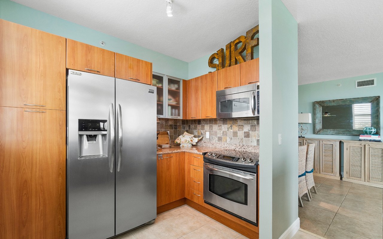 625 Casa Loma Blvd, #702
