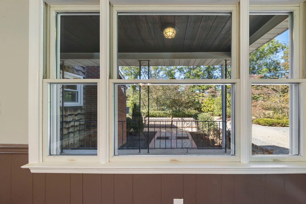 148 Foothill Rd