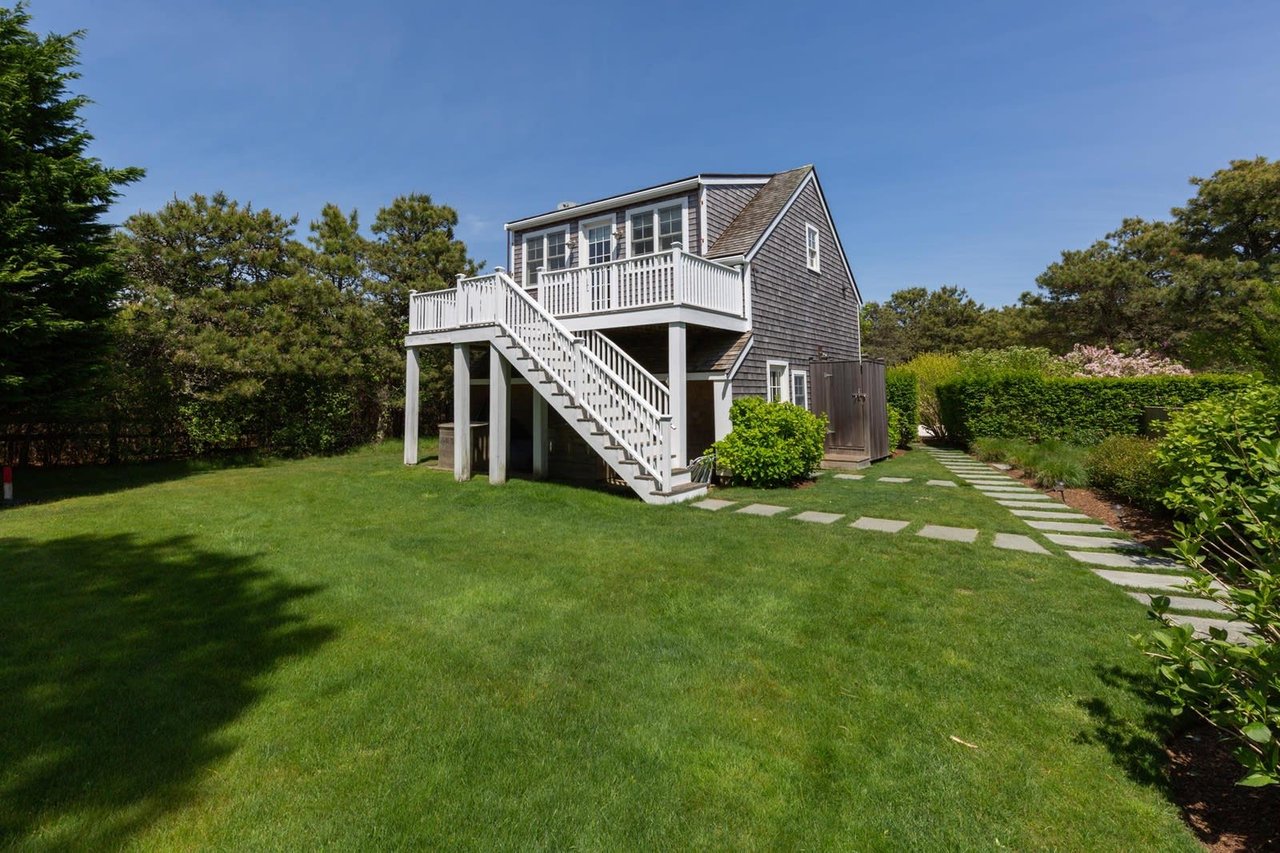 12 Pond View Dr