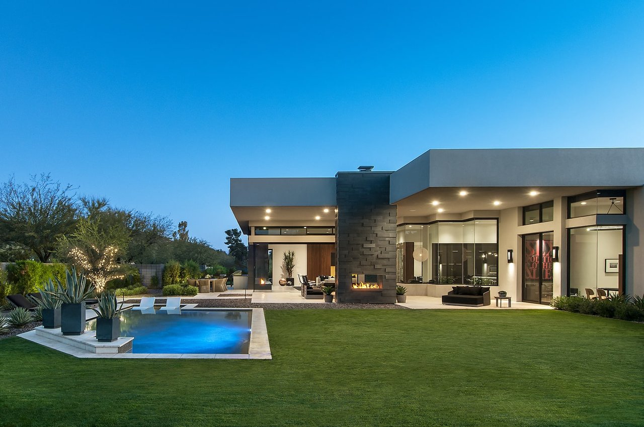Modern Luxury home in Paradise Valley, Arizona