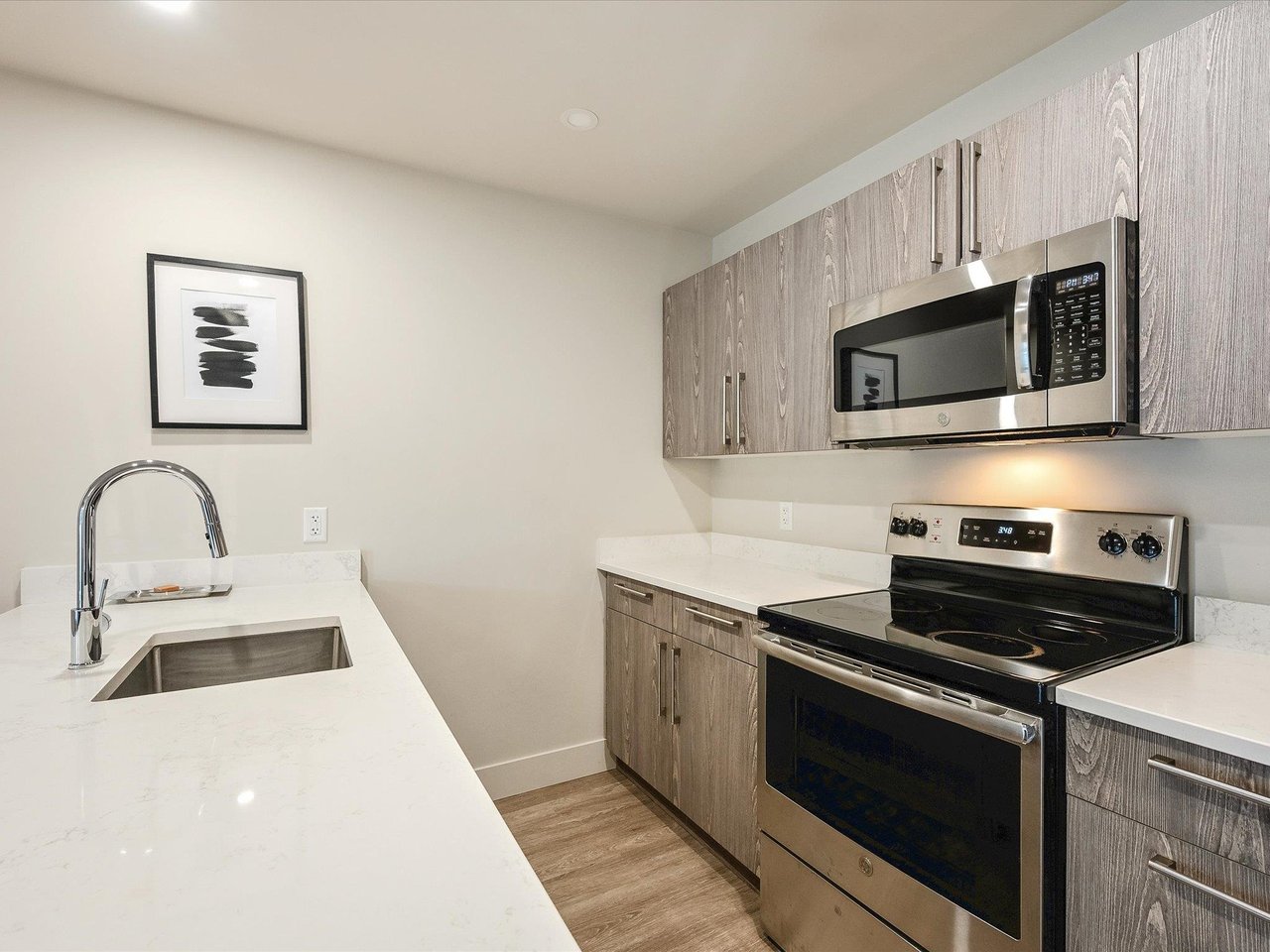105-7350 Crabapple Ct