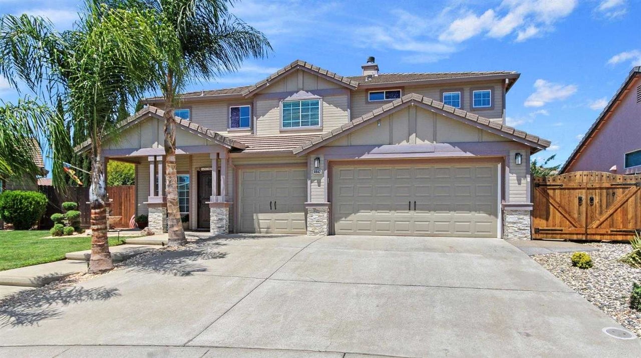 8662 Irish Moss Court