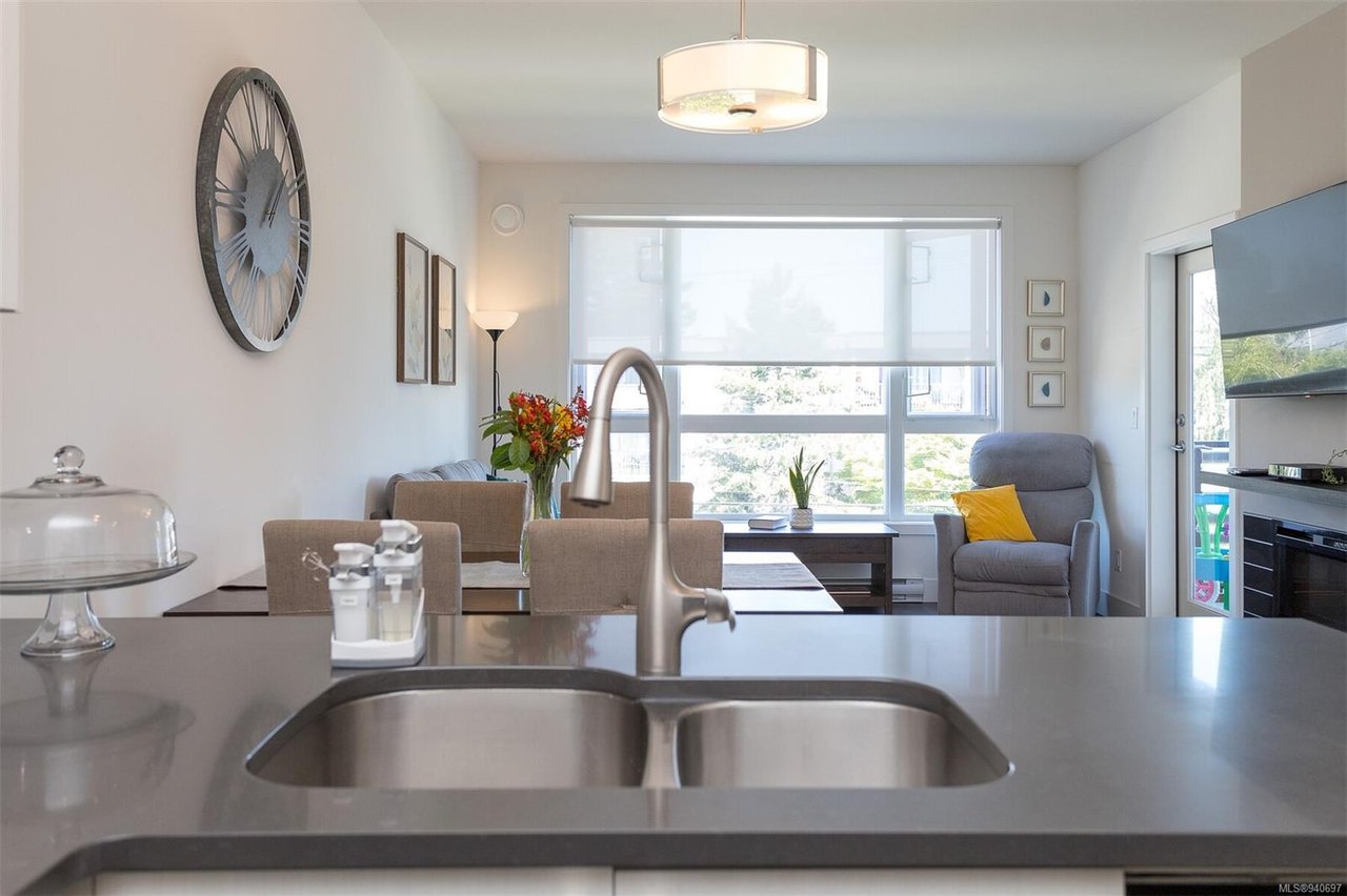 302-317 Burnside Rd