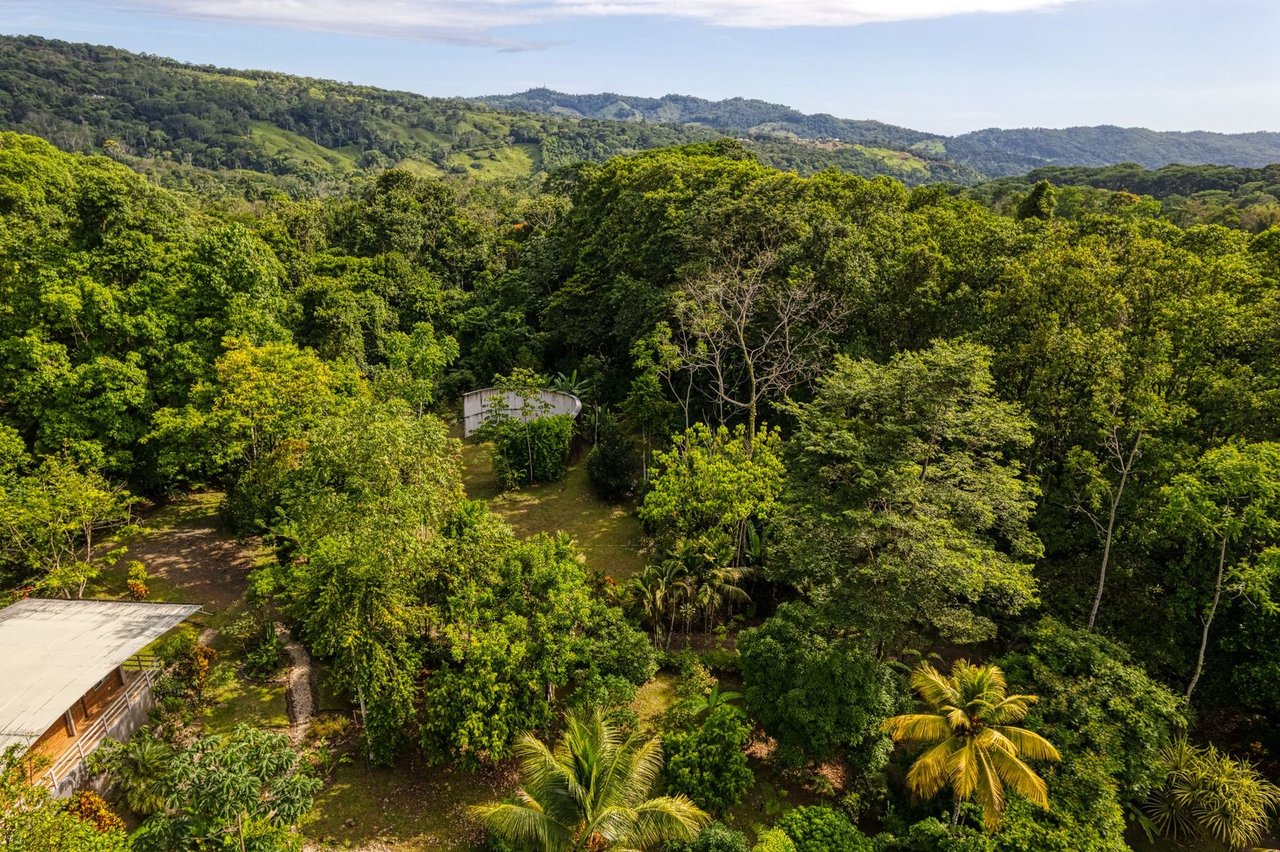 Riverfront Jungle Eco Resort, Perez Zeledon, San Jose
