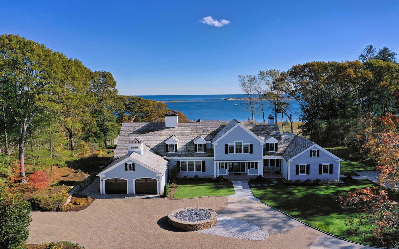 Magnificent Waterfront Estate