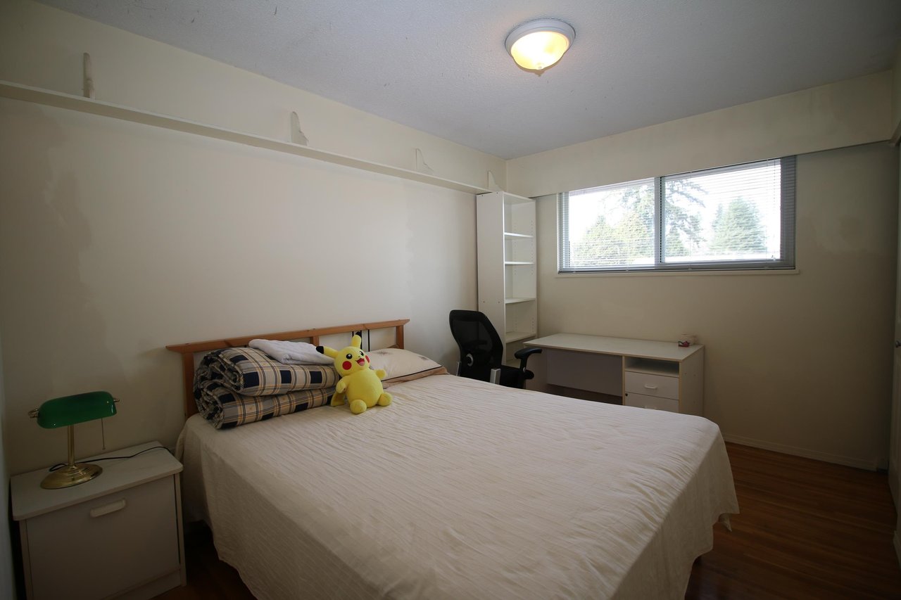 11682 71a Ave
