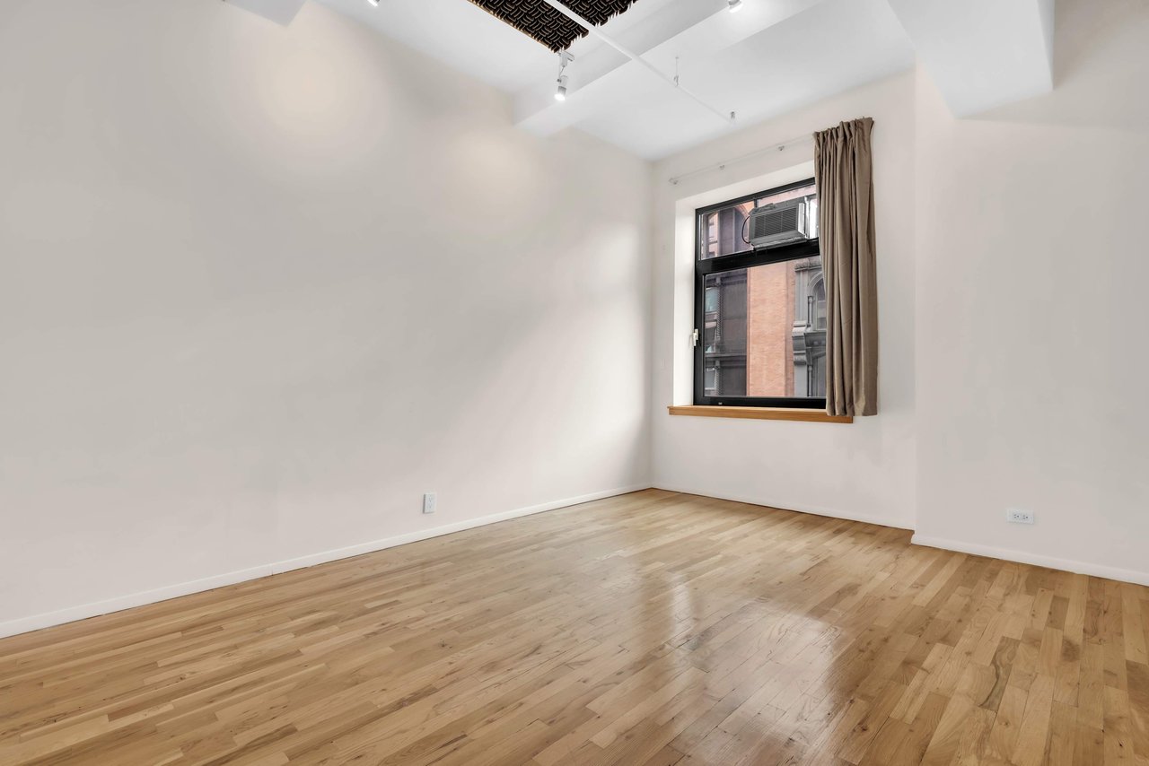 14 East 4th Street Unit: 506