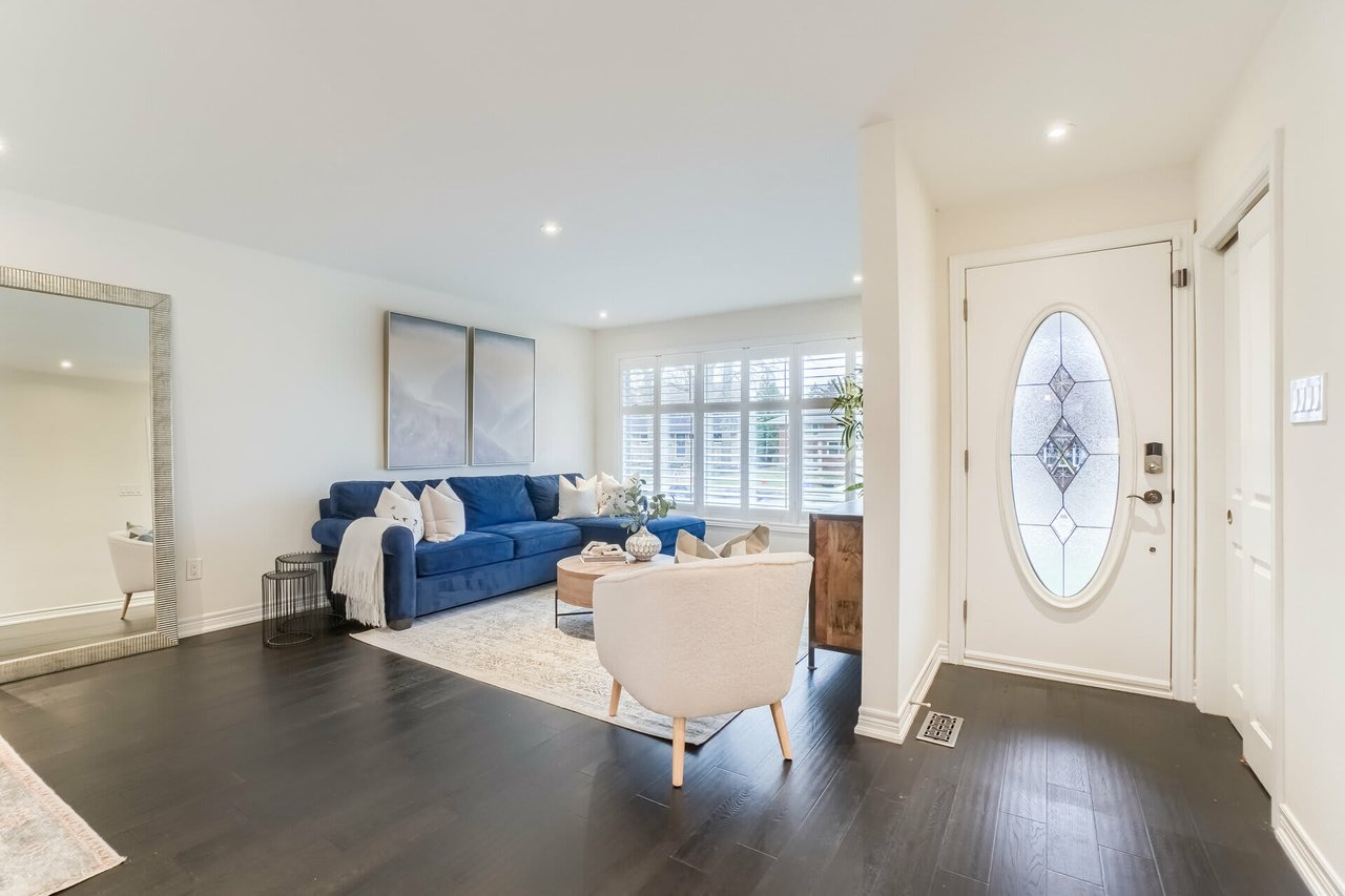 16 Briarwood Cres