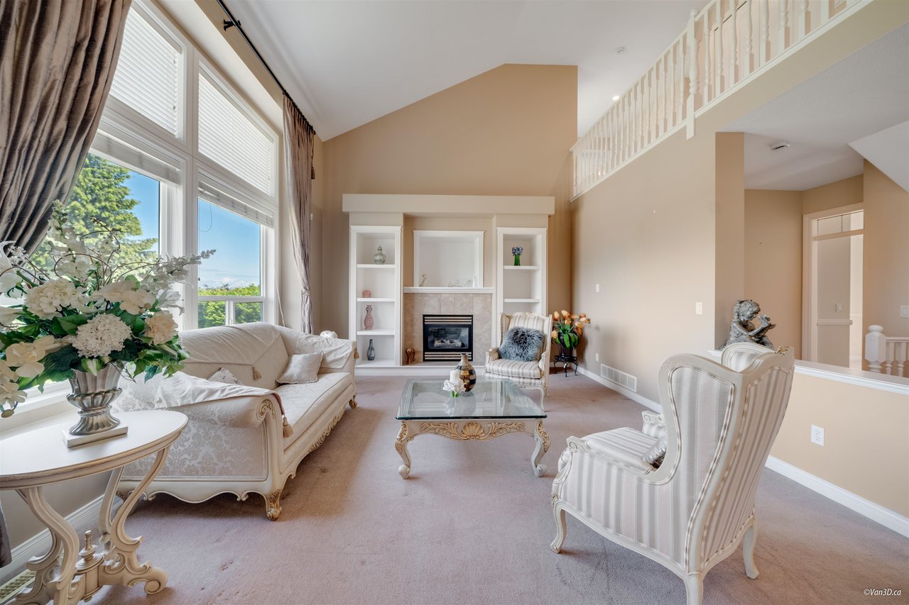 16495 111 Ave