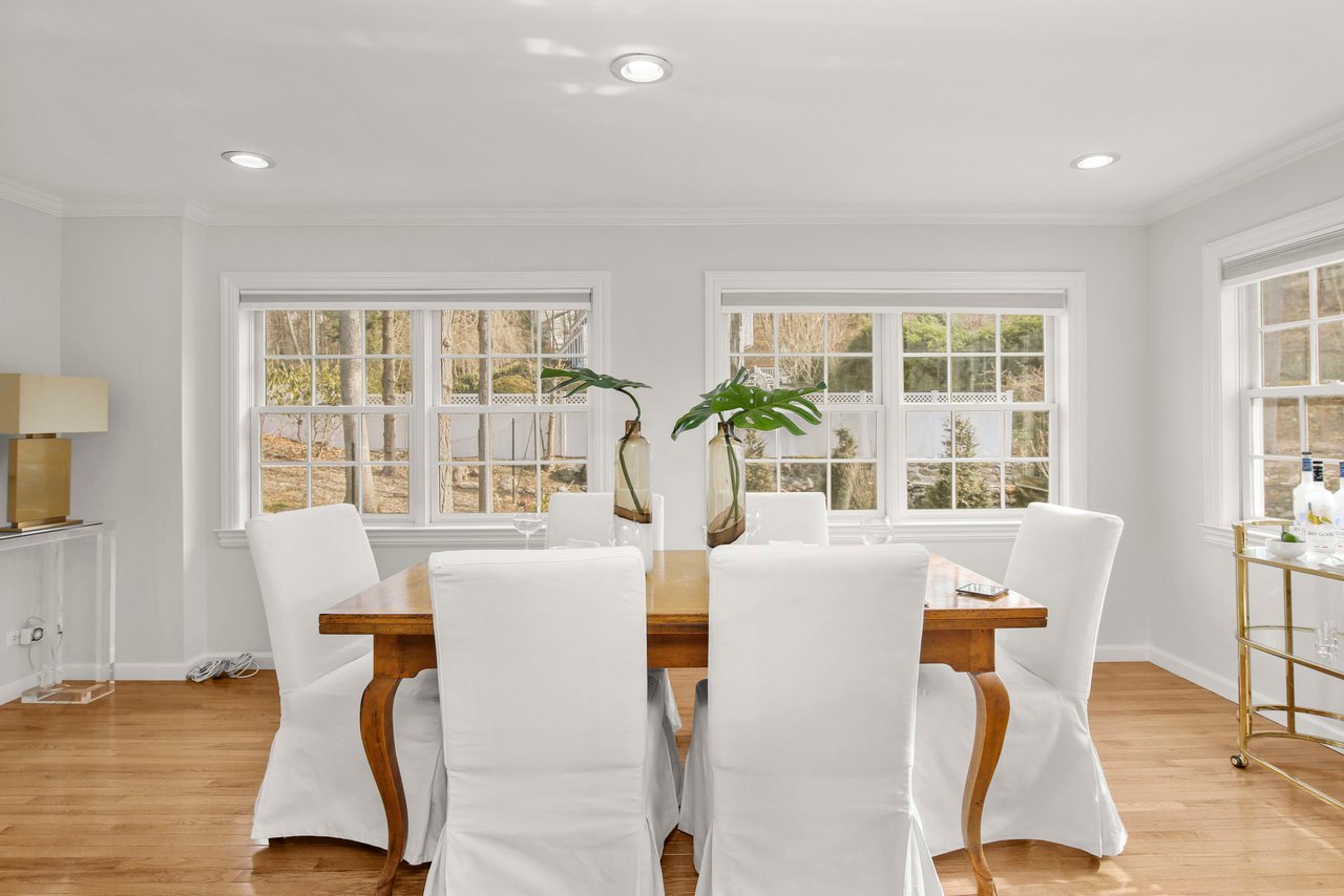 12 Bushy Ridge Road