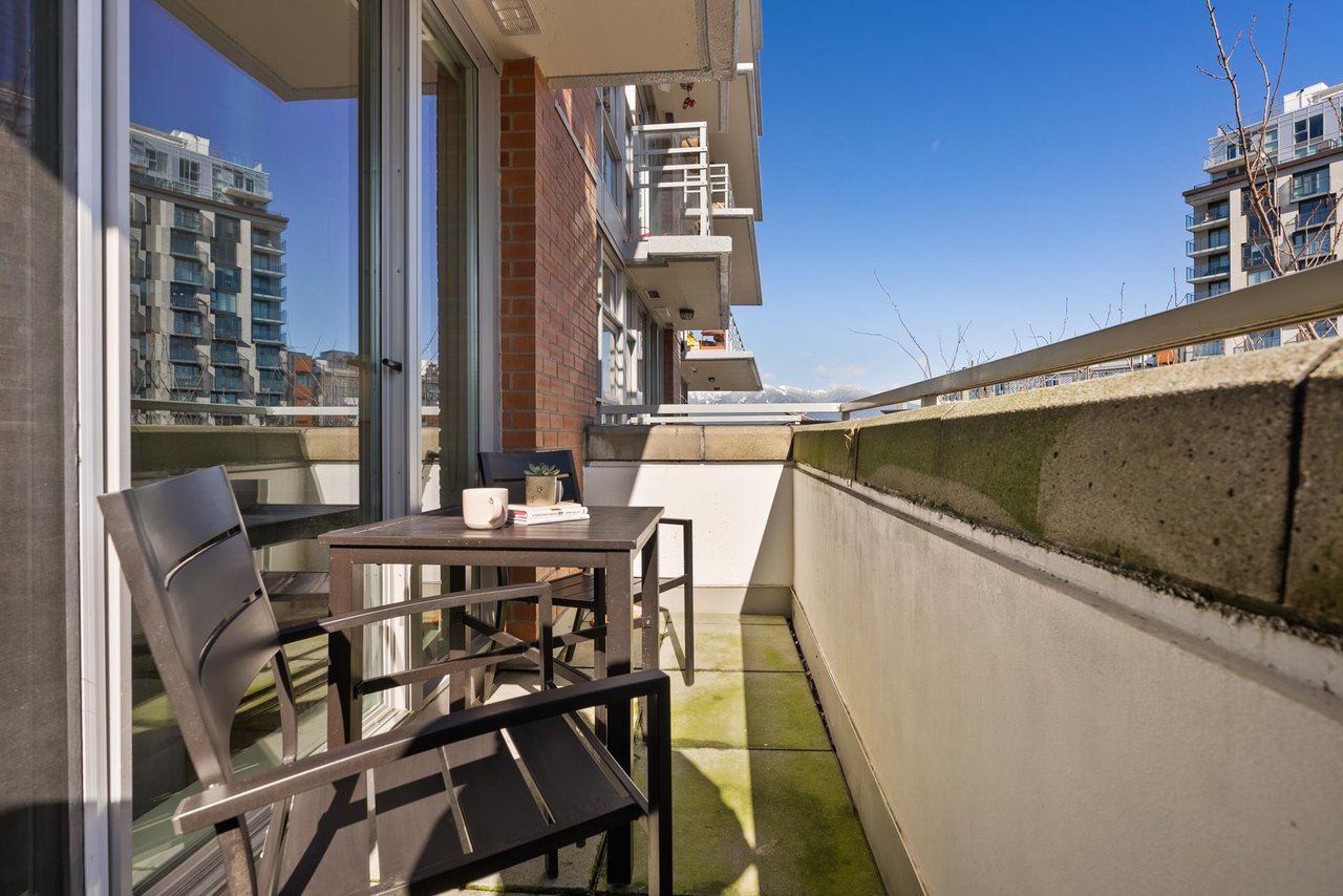 313-298 E 11th Avenue, Vancouver