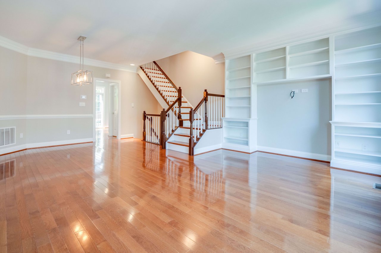 1570 21st Ct N
