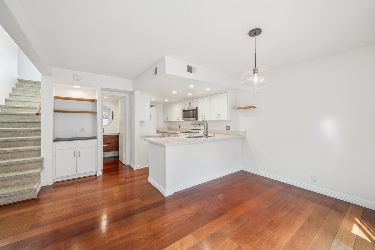 1526 August Lane #4