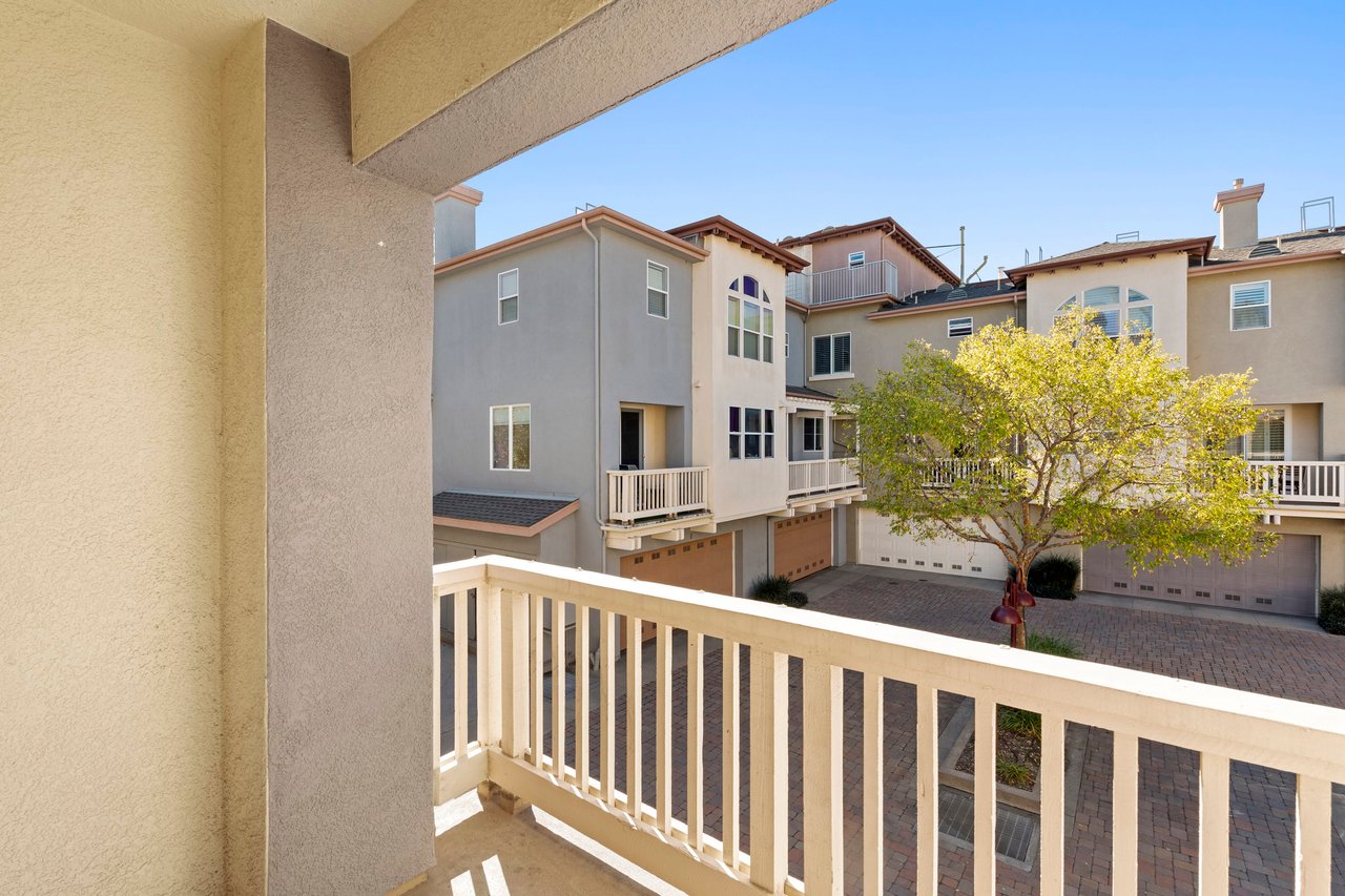 5701 Kiyot Way #12, Playa Vista