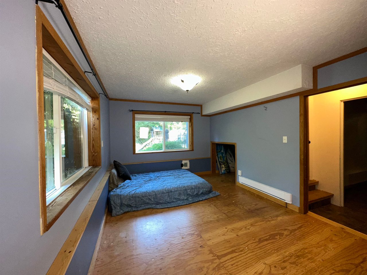 1100 Fernwood Rd