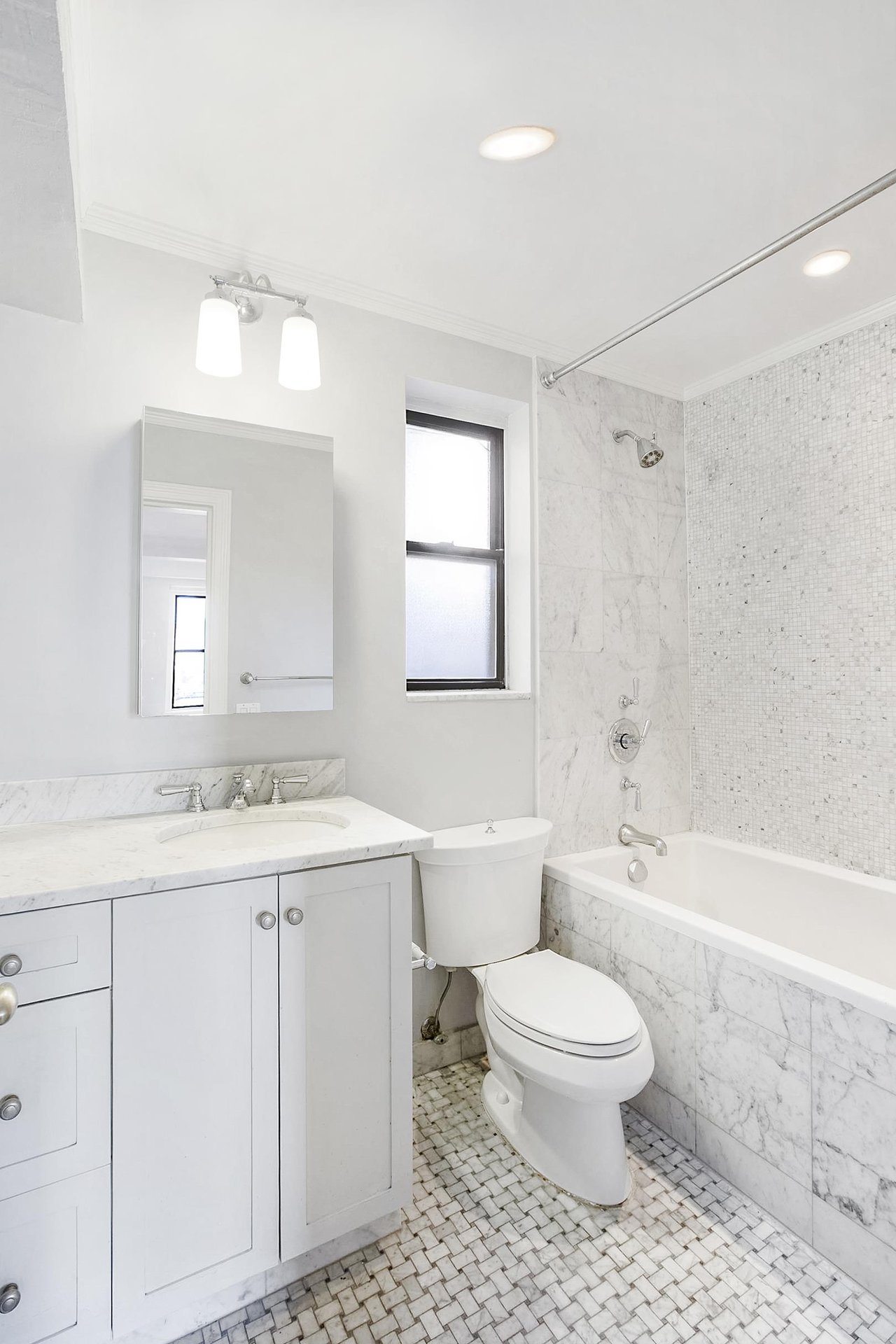 865 First Avenue, Apt 16C