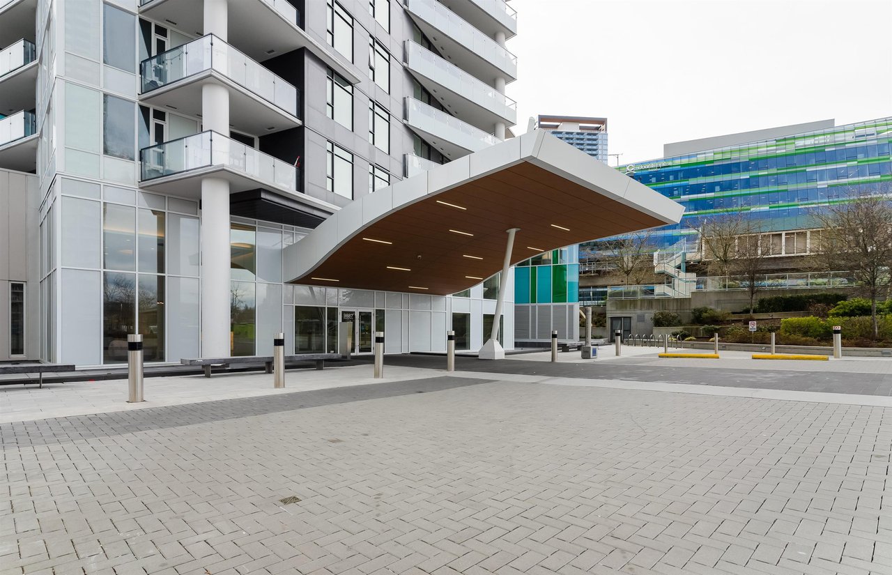 3604-9887 Whalley Blvd