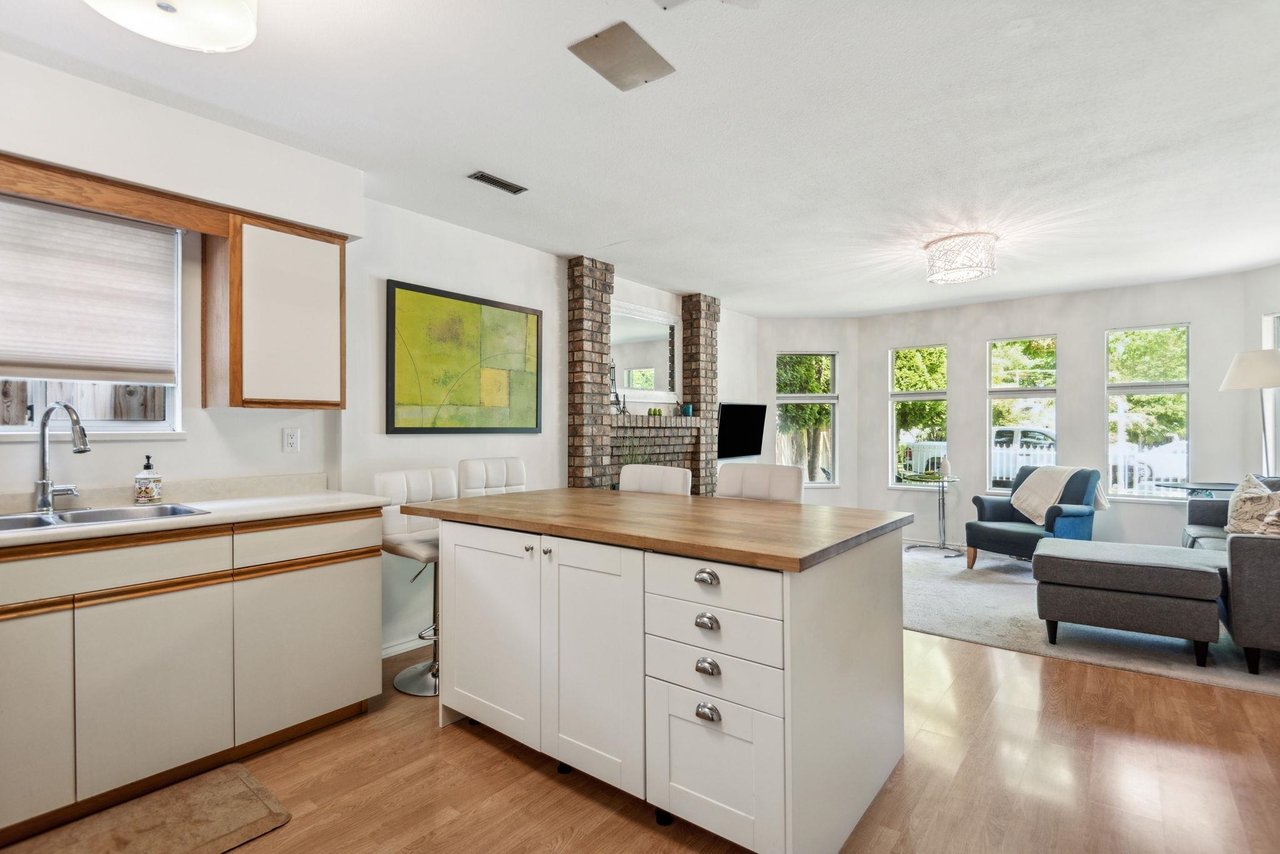 112 E 19th Ave
