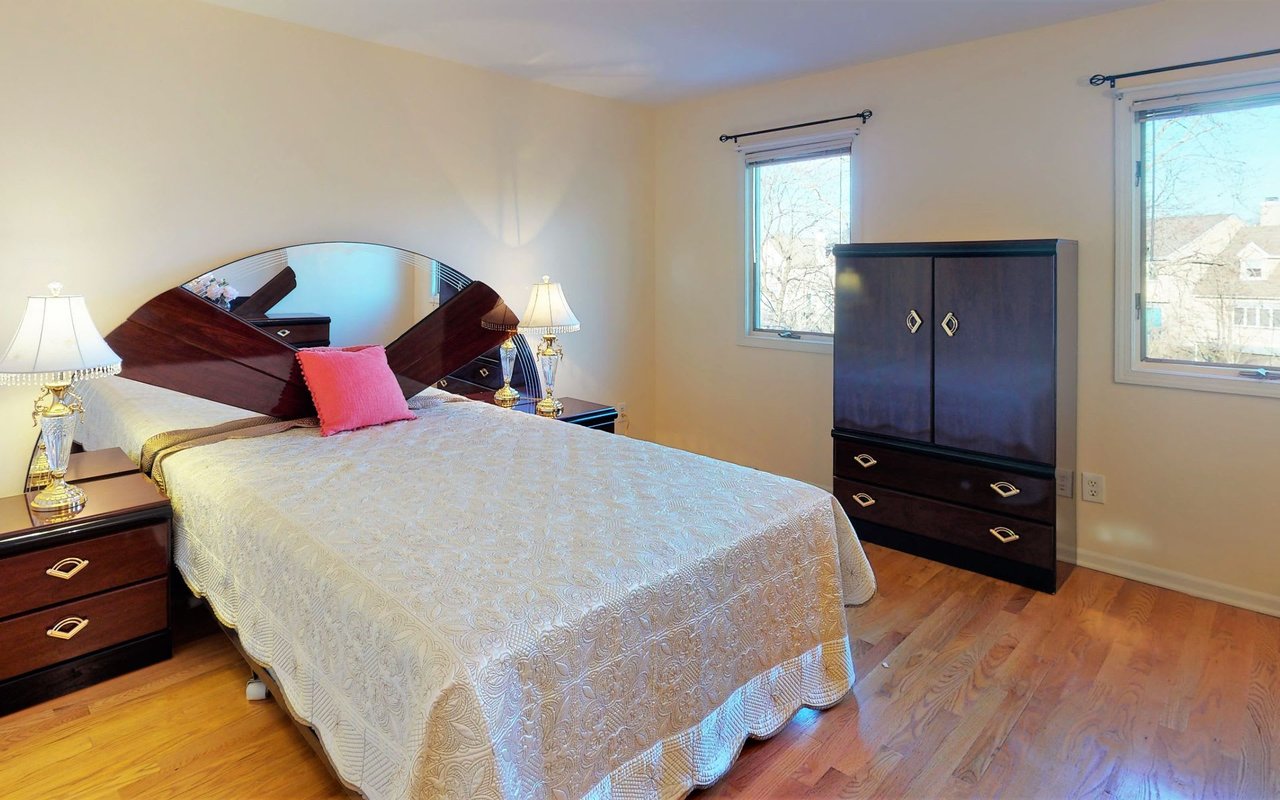 17 EXETER CT
