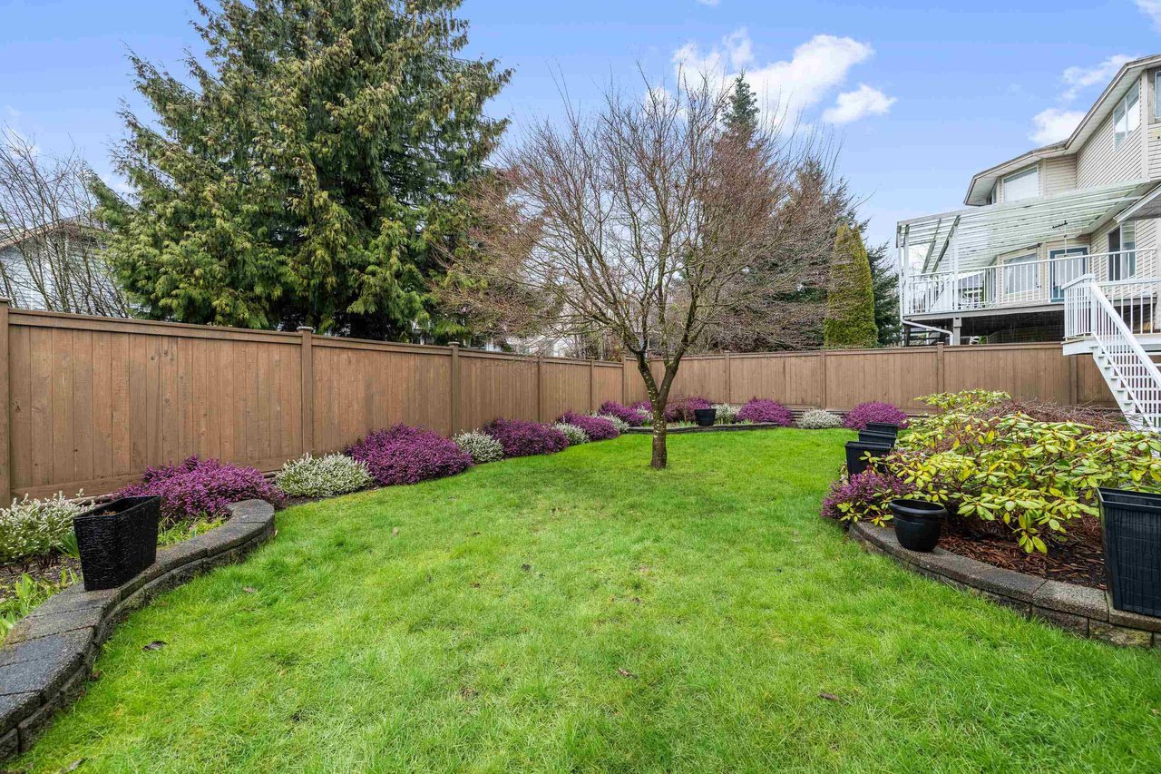 412 Balfour Dr