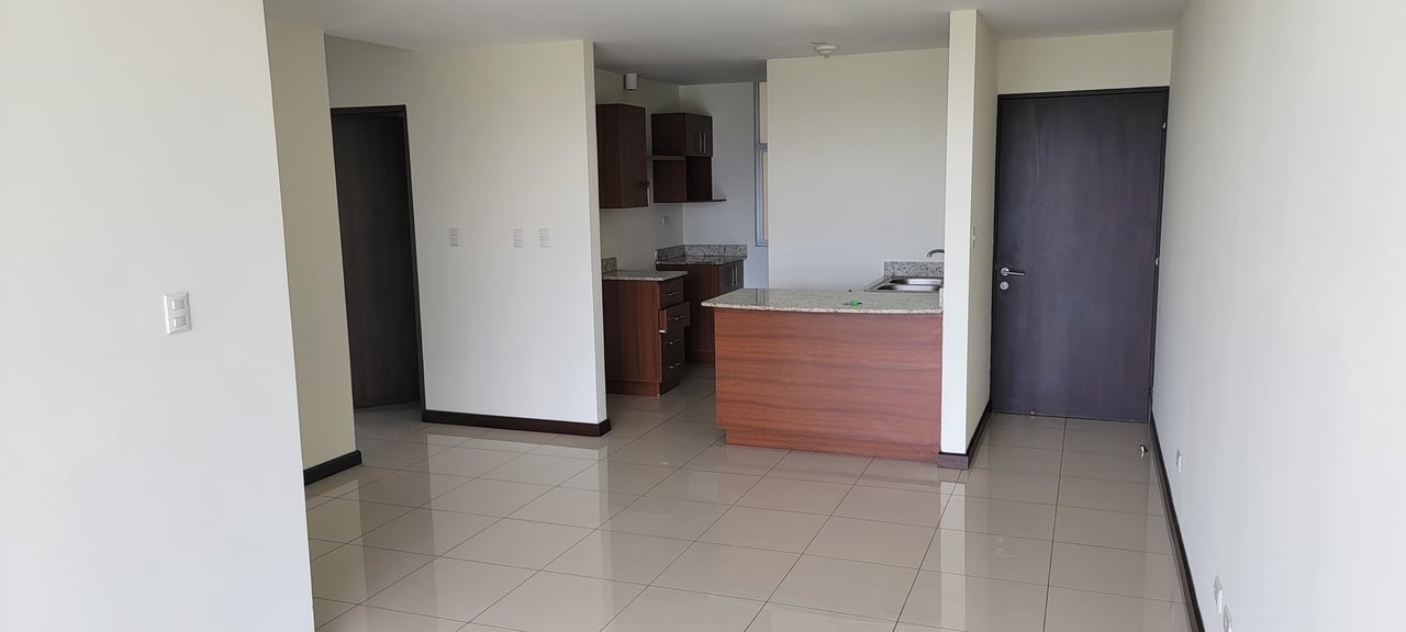 San Marino Tower Condo, Heredia