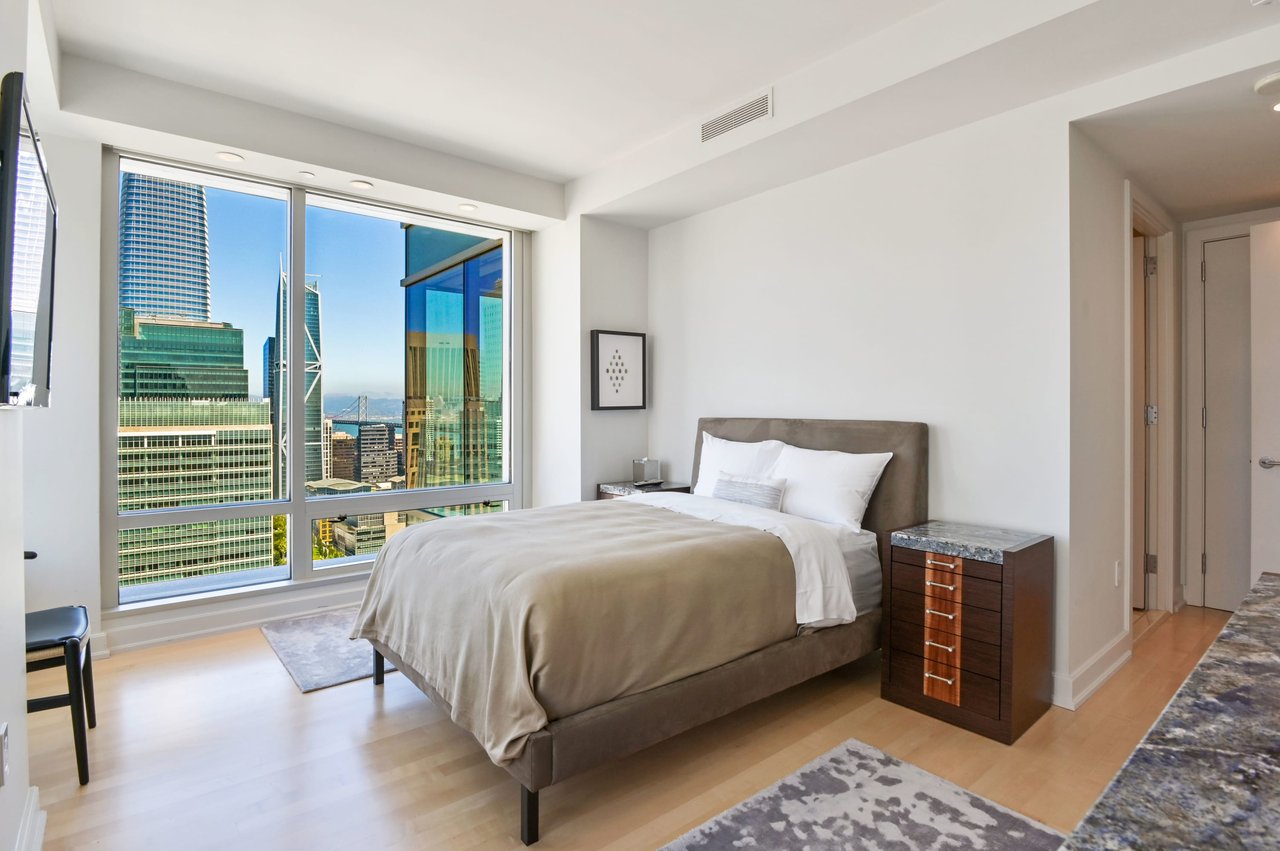 City View 3 BD St. Regis Residence