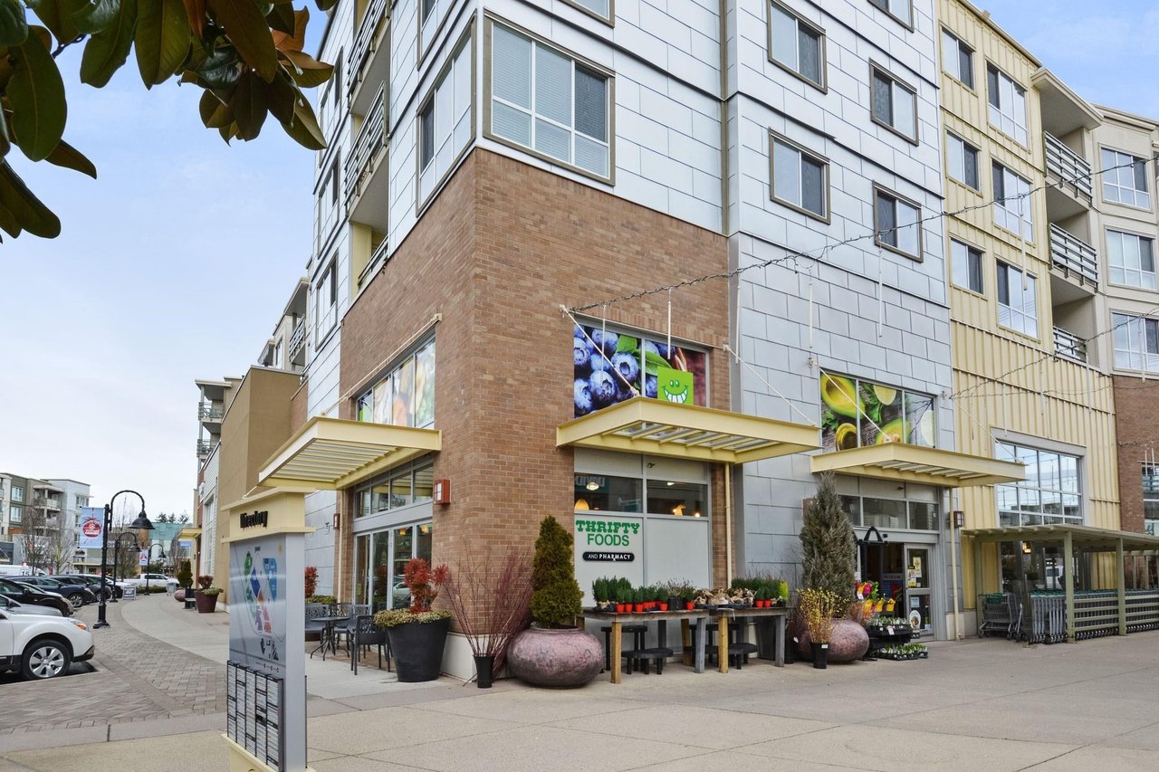 407-15795 Croydon Dr