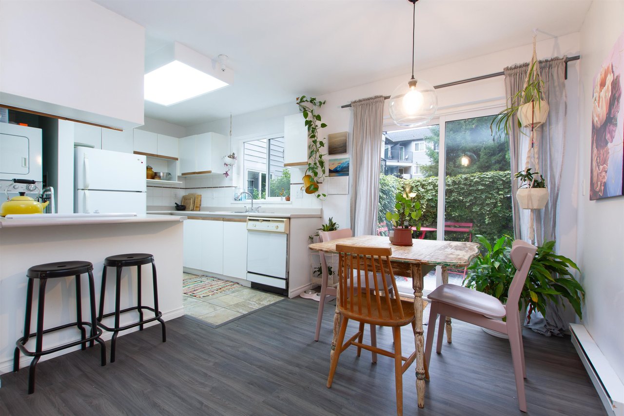 D108-40160 Willow Cres