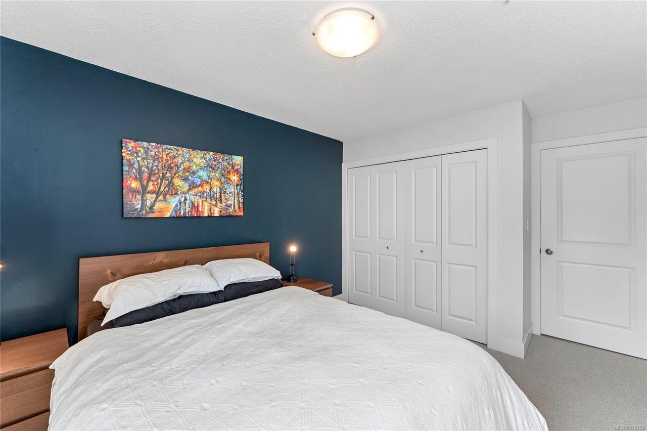 304-2515 Dowler Pl