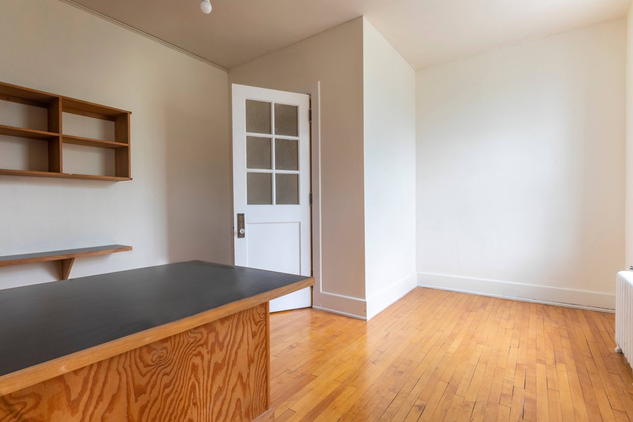 127 North 8th Street - Front