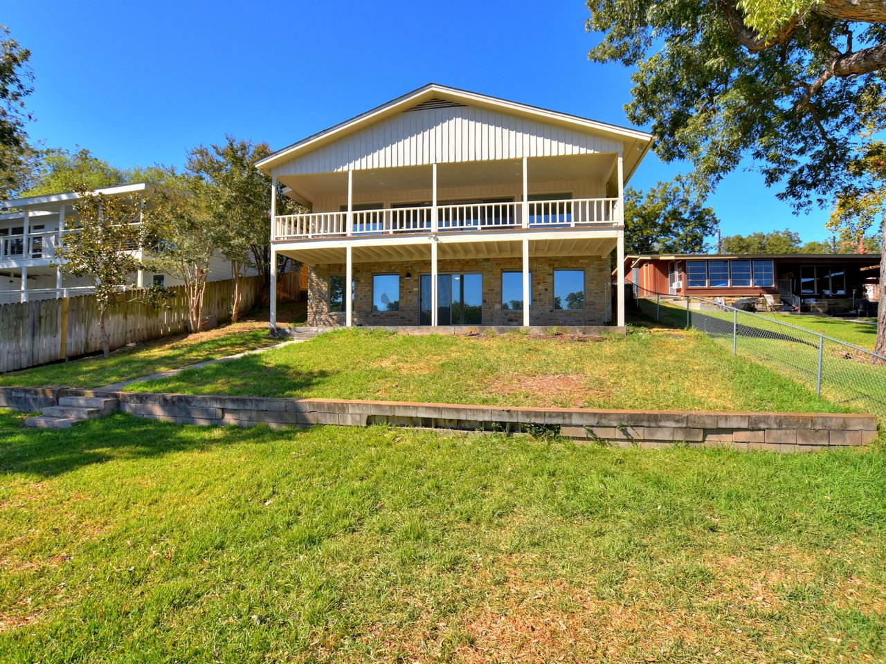 2642 Williams Lakeshore