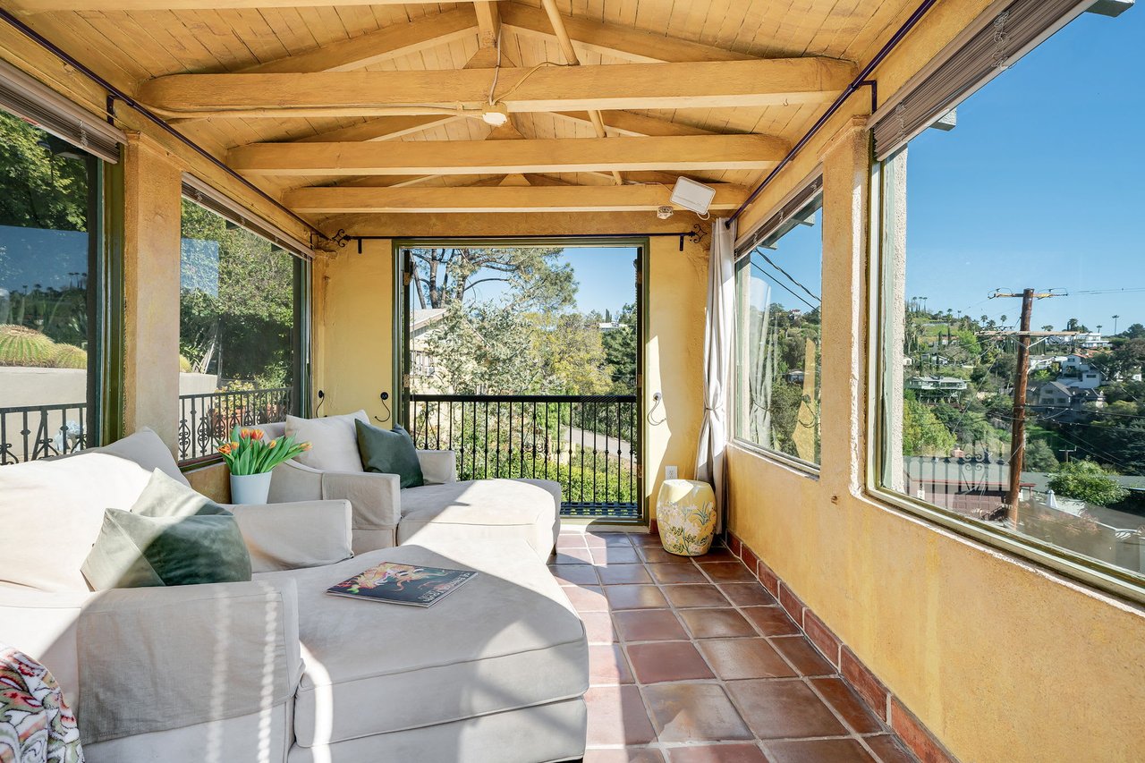 Hollywood Hills Pied de Terre - Another Off Market Sale